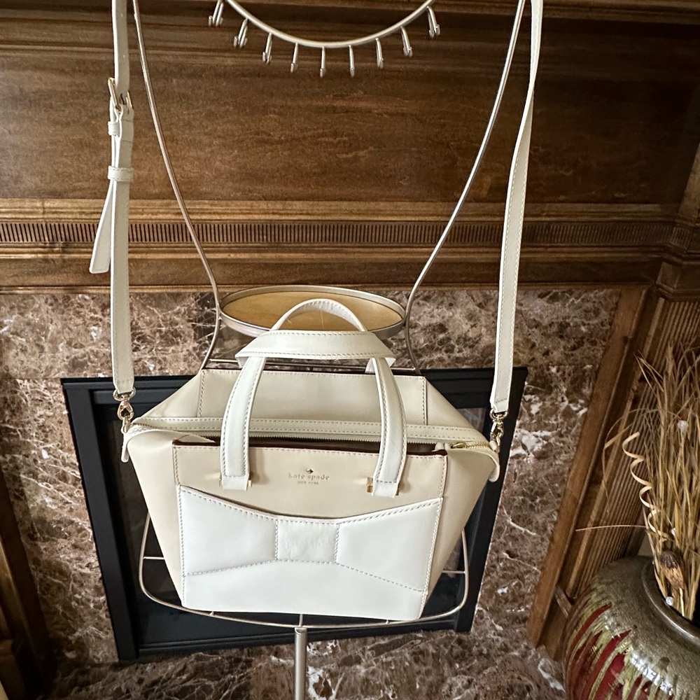 NWT Kate Spade Park Avenue cream handbag - Picture 6 of 14